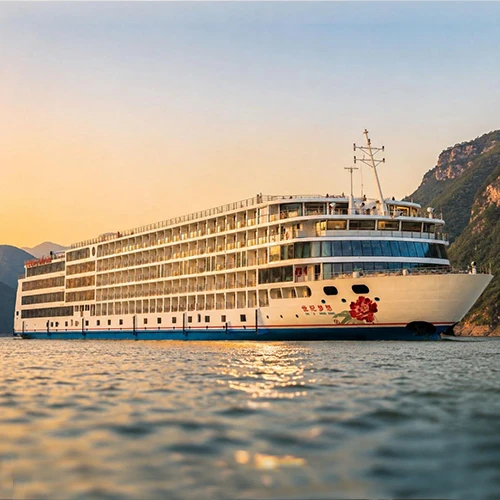Chongqing-built Century Dream Cruise Ship Makes Maiden Voyage